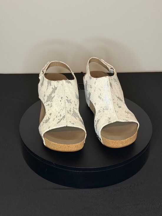 Boutique Corkys Shoes - Boutique by Corky's sandals